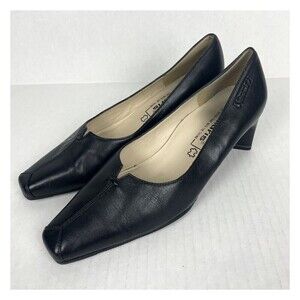 Tamari’s Black Leather Pump Heel Size 38​​​​​